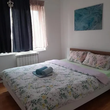 Ken Lägenhet Surčin
