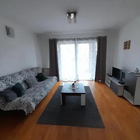 Apartment Ken Surcin